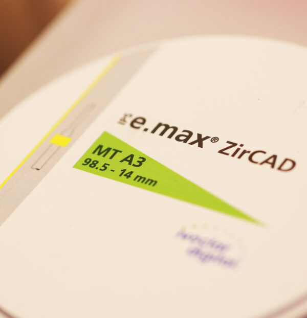 IPS e.max ZirCAD disc MO