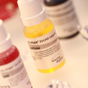 dentalmarket.lv-IPS-e.max-ZirCAD-Colouring-Liquid-yellow-Ivoclar-Digital.jpg IPS e.max ZirCAD LT värvimisvedelik 60ml