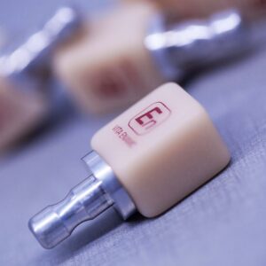 dentalmarket.lv-VITA-ENAMIC-cad-cam-blocks_dzbd-bv.jpg ENAMIC multicolor HT EMC-14 UNIVERSAL