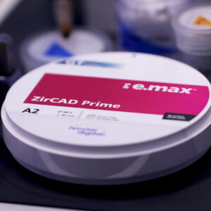 ips-e.max-zircad-prime-a2-blank-ivoclar-vivadent.jpg IPS e.max ZirCAD Prime disc